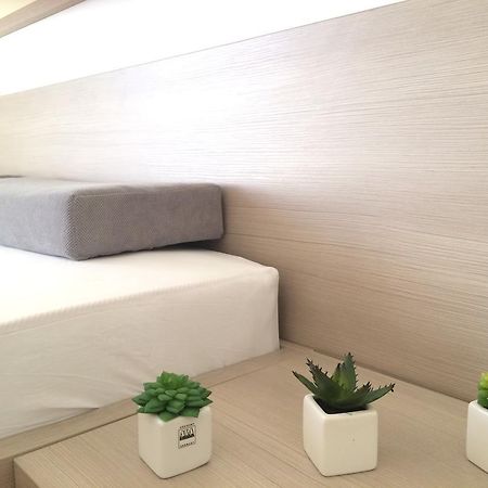 Apartmani Adriatic Ana ノヴァリャ エクステリア 写真